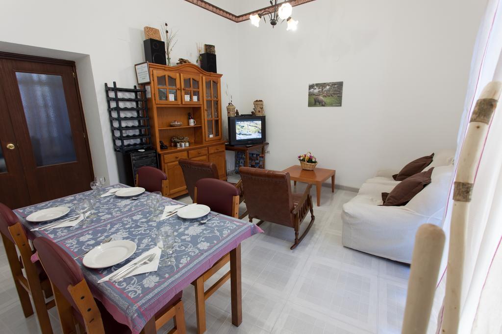 Extrenatura Alojamiento Albergue Villafranca de los Barros Buitenkant foto